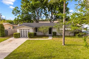 1820 Patlin Cir N, Largo, FL 33770 - Photo 41
