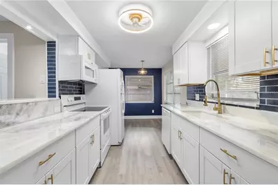 1820 Patlin Circle N, Largo, FL 33770 - Photo 19