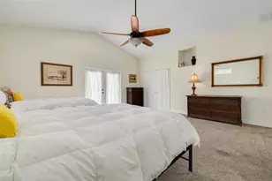 901 Virginia Ave, Tarpon Springs, FL 34689 - Photo 21