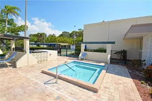 5660 80th St N, Saint Petersburg, FL 33709 - Photo 37