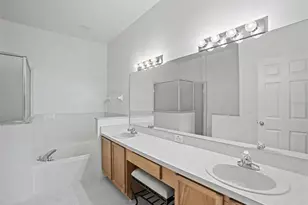 10529 Fire Oak Ct, Riverview, FL 33578 - Photo 13