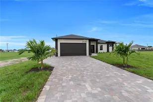 2720 Santa Barbara Blvd N, Cape Coral, FL 33993 - Photo 5