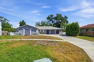11875 90th Ave, Seminole, FL 33772 - Photo 1