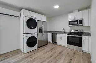 767 1/2 19th Ave S, Saint Petersburg, FL 33705 - Photo 9