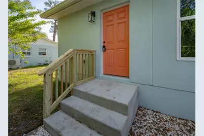 767 1/2 19th Avenue S, Saint Petersburg, FL 33705 - Photo 1