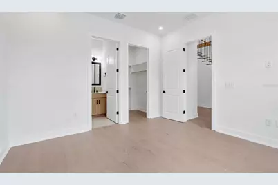 3608 W Wallace Avenue, Tampa, FL 33611 - Photo 17