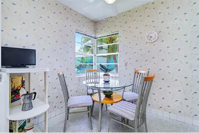 18206 Sunset Boulevard, Redington Shores, FL 33708 - Photo 25