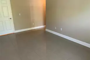 6609 Myrna Dr, Tampa, FL 33619 - Photo 7