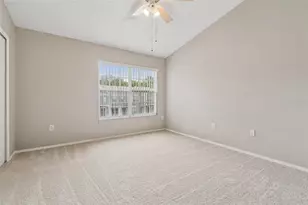 2237 Lake Woodberry Cir, Brandon, FL 33510 - Photo 23