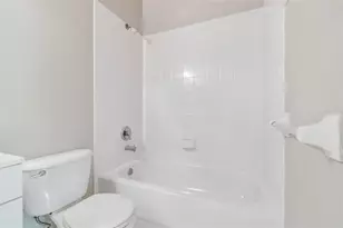 2237 Lake Woodberry Cir, Brandon, FL 33510 - Photo 31