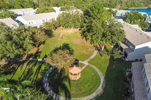 2237 Lake Woodberry Cir, Brandon, FL 33510 - Photo 77