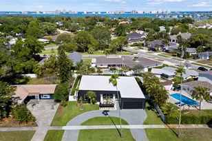 1304 Indian Rocks Rd, Belleair, FL 33756 - Photo 1