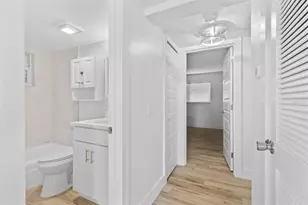 245 104th Ave, Treasure Island, FL 33706 - Photo 9