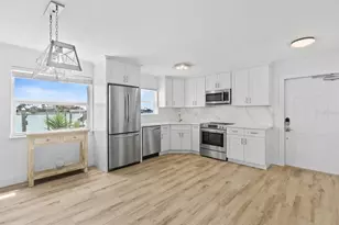 245 104th Ave, Treasure Island, FL 33706 - Photo 3