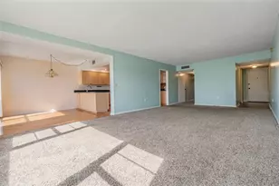 225 Country Club Dr, Largo, FL 33771 - Photo 5