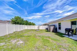 6823 Hazelnut Spice Dr, Sun City Center, FL 33573 - Photo 27