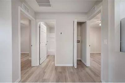 2307 E Osborne Avenue, Tampa, FL 33610 - Photo 13