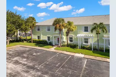 5243 Beach Drive SE #B, Saint Petersburg, FL 33705 - Photo 3