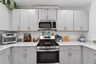 6239 Springmont Loop, Palmetto, FL 34221 - Photo 21