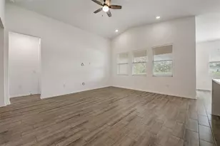 11817 Moonsail Dr, Palmetto, FL 34221 - Photo 19