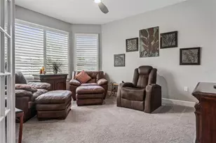 6382 Bradford Woods Dr, Zephyrhills, FL 33542 - Photo 5