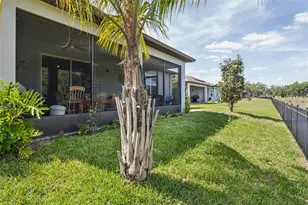 6382 Bradford Woods Dr, Zephyrhills, FL 33542 - Photo 29