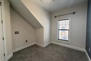 2208 Soho Bay Ct, Tampa, FL 33606 - Photo 17