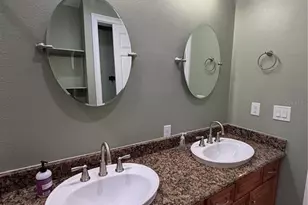 2208 Soho Bay Ct, Tampa, FL 33606 - Photo 27