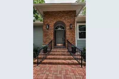 2997 Eagle Estates Circle E, Clearwater, FL 33761 - Photo 9