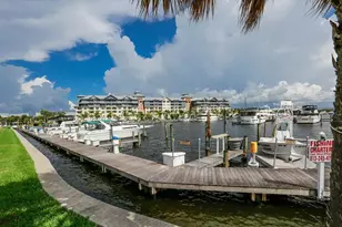 812 Bahia Del Sol Dr, Ruskin, FL 33570 - Photo 37