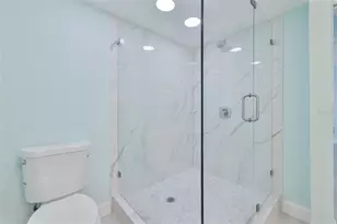 812 Bahia Del Sol Dr, Ruskin, FL 33570 - Photo 21