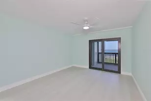 812 Bahia Del Sol Dr, Ruskin, FL 33570 - Photo 17