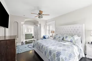 2943 W Bayshore Ct, Tampa, FL 33611 - Photo 23