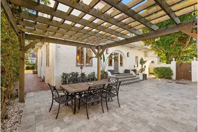 2943 W Bayshore Court, Tampa, FL 33611 - Photo 43