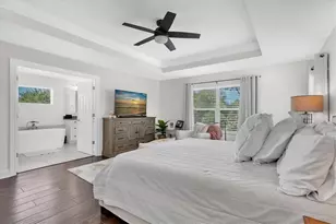 520 65th St N, Saint Petersburg, FL 33710 - Photo 21