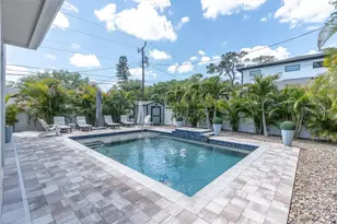 520 65th St N, Saint Petersburg, FL 33710 - Photo 37