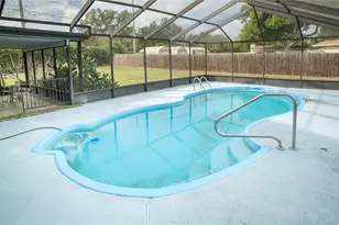 3320 Las Brisas Dr, Riverview, FL 33578 - Photo 19