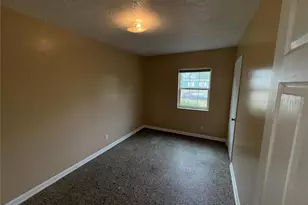 3011 E Flora St, Tampa, FL 33610 - Photo 9