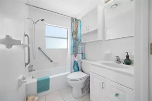 12400 Park Blvd, Seminole, FL 33772 - Photo 17