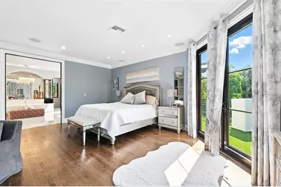 4555 W Swann Avenue, Tampa, FL 33609 - Photo 37