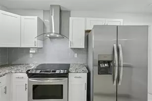 1339 22nd St, Sarasota, FL 34234 - Photo 13