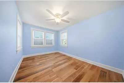 2010 30th Ave North Avenue N, Saint Petersburg, FL 33713 - Photo 17