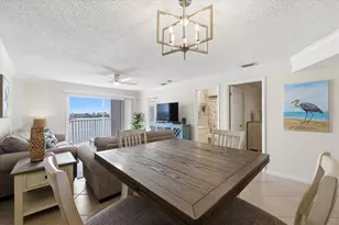 610 Island Way, Clearwater Beach, FL 33767 - Photo 7