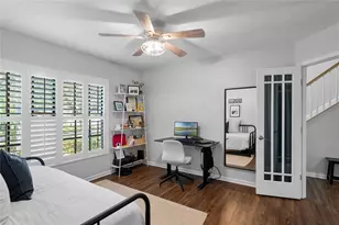 1092 Sanabel Ct NE, Saint Petersburg, FL 33702 - Photo 13