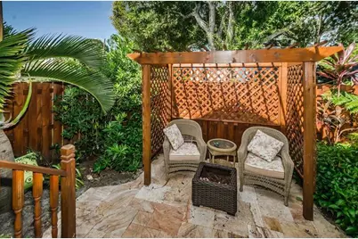 305 15th Ave Street NE, Saint Petersburg, FL 33704 - Photo 19