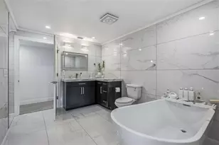 900 Oak Hollow Pl, Brandon, FL 33510 - Photo 39