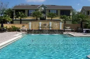 2406 Courtney Meadows Ct, Tampa, FL 33619 - Photo 5
