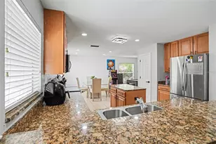 8105 River Mont Way, Tampa, FL 33637 - Photo 9