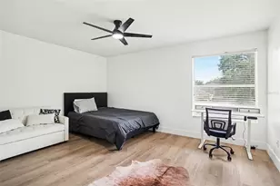 8105 River Mont Way, Tampa, FL 33637 - Photo 15