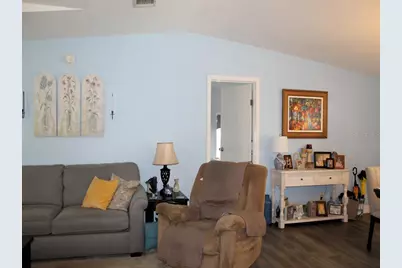 64 Thatch Palm Street W, Largo, FL 33770 - Photo 7